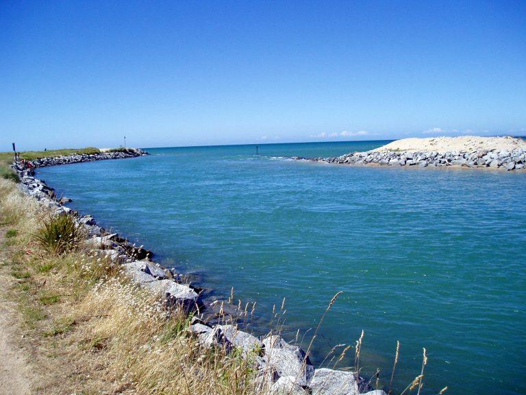 Coastal view at Bridport on Tasmania?s north-east coast Coastal view at Bridport on Tasmania?s north-east coast